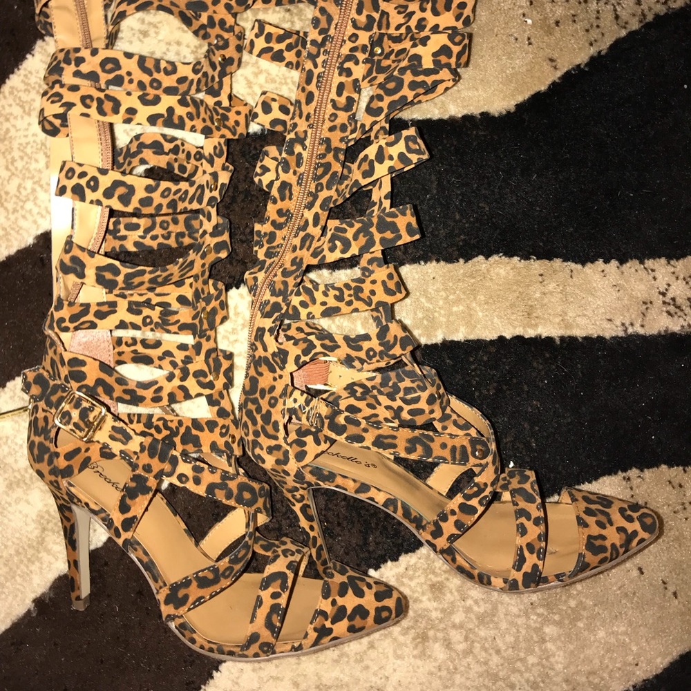 Leopard Heels - Picture 3 of 8